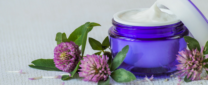 Blog - Why you should not mix day and night cream?