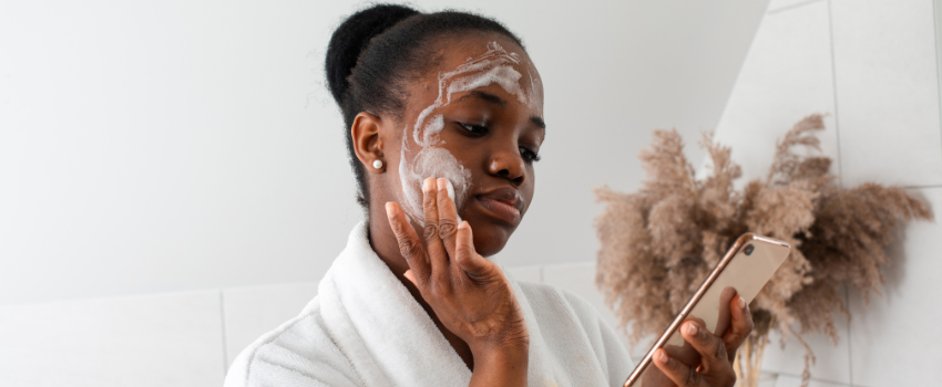 Blog - 5 Face cleansers for acne prone skin